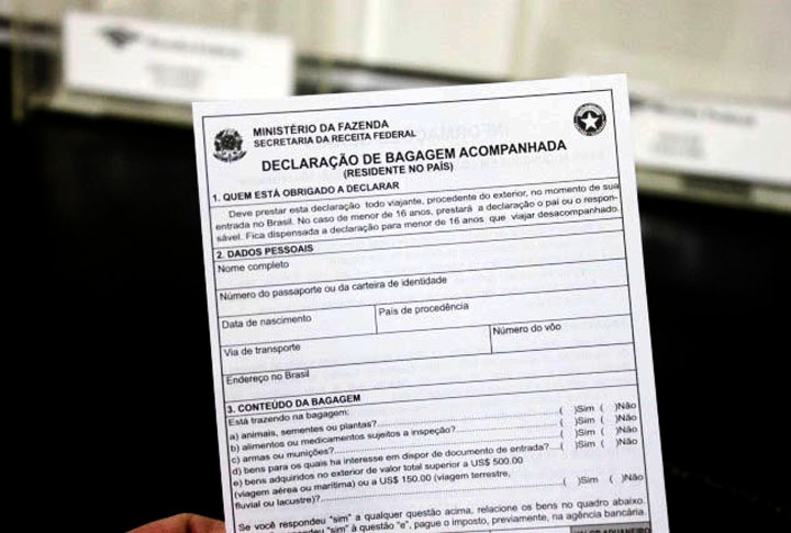 Se você exceder a cota, a declaração pode ser feita diretamente na fila de 