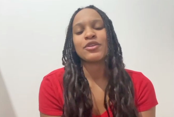 Durante a carreira, Rebeca Andrade sofreu com diversas lesões sérias e precisou se afastar de competições ao longo dos anos. Por exemplo, ela precisou passar por três cirurgias de LCA (ligamento cruzado anterior) no joelho direito, o que adiou até 2021 sua estreia em Campeonatos Mundiais.
