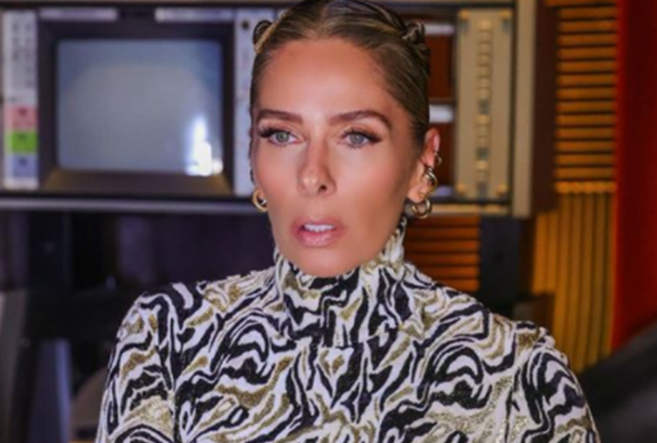 Após esse período, Galisteu consolidou sua carreira na televisão. Ela estreou como apresentadora do programa 