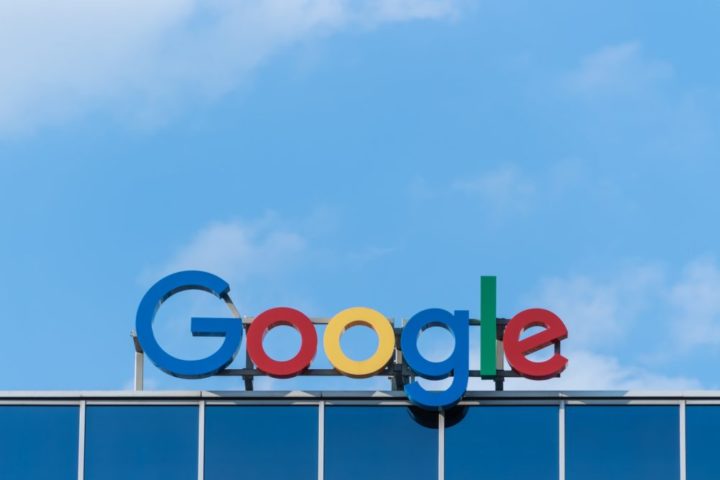3º) Google - US$ 413 bilhões (aumento de 24% em relação a 2024).