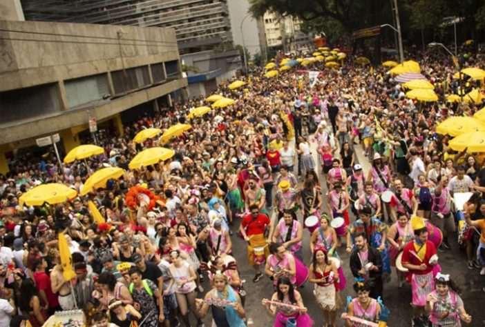 Nomes divertidos de blocos carnavalescos