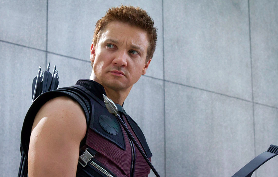 Jeremy Renner como Gavião Arqueiro