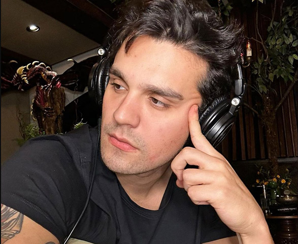 Luan tem mais de 300 indicações, além de pelo menos 216 prêmios. Ele tem quatro indicações para o Grammy Latino em 2010, 2012, 2017 e 2019, todos na categoria 