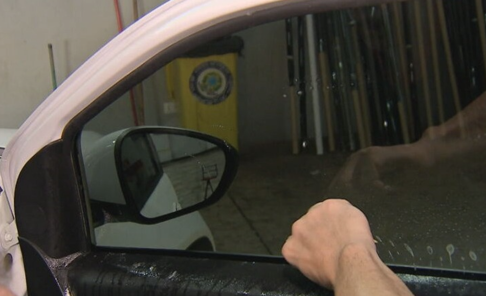 As regras valem em todo o Brasil. Películas que já haviam sido colocadas anteriormente, num tom mais escuro do que o novo percentual exigido, tiveram que  ser trocadas. 