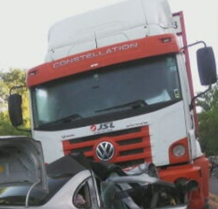 Segundo a Polícia Rodoviária Federal, imagens feitas pela câmera de uma carreta  comprovaram que o caminhoneiro não teve culpa.-Divulgação PRF