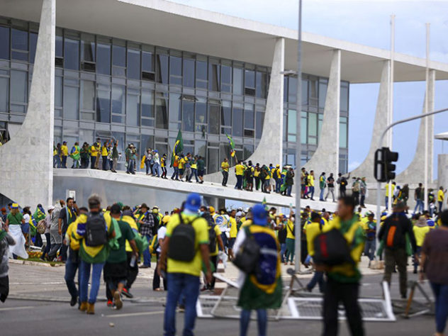 Manifestantes invadem Congresso, STF e Palácio do Planalto - Marcelo Camargo/Agência Brasil 