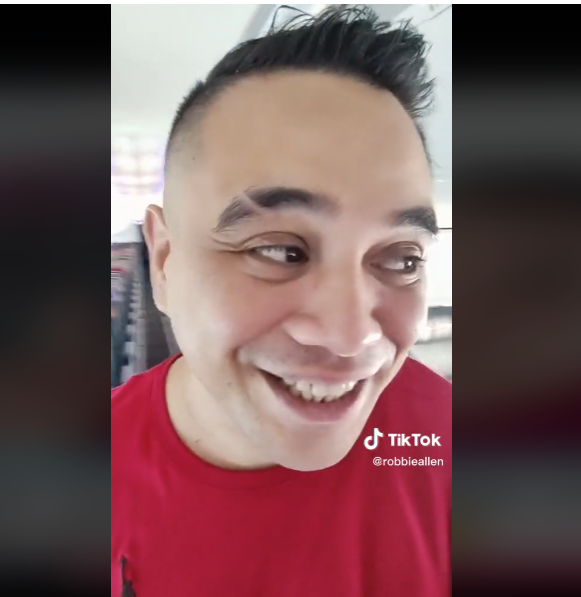 O caso ocorreu em janeiro de 2022, mas somente em 2023 ele decidiu postar na rede social. E compartilhou um vídeo pelo TikTok. 