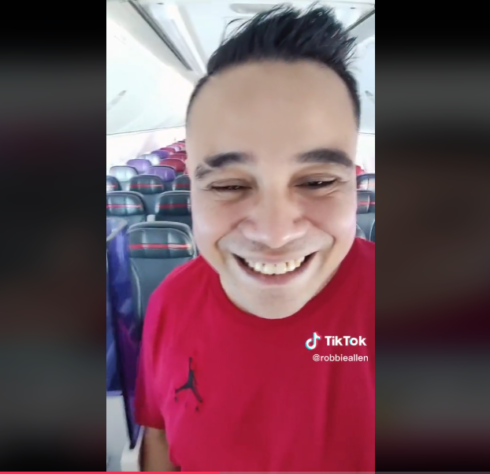passageiros de avião