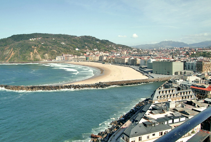 O site Forvo foi lançado em 2011 e pertence à empresa Forvo Media SL, localizada em San Sebastian (foto), na Espanha.