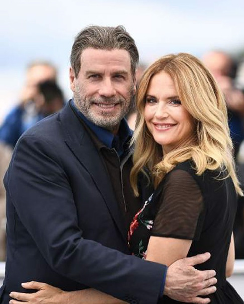 Sem mulher para sempre? John Travolta fez voto de celibato após morte de esposa