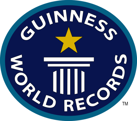 Ele nasceu com um nome simples: Laurence Gregory Watkins. Porém, em 1992, ele decidiu incluir 2.250 palavras para conseguir entrar no Livro dos Recordes.