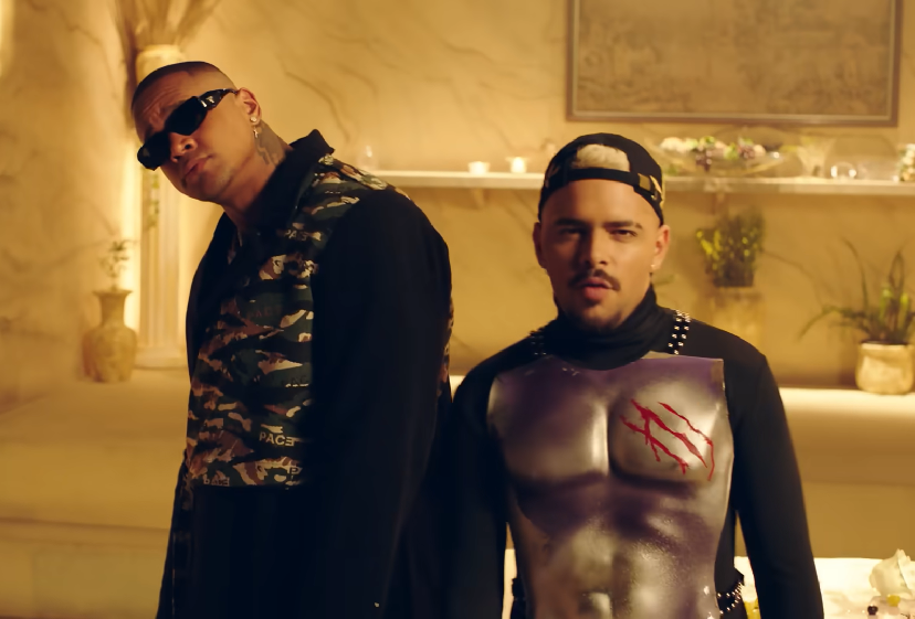 O cantor chegou a revelar em entrevistas que essa nÃ£o era a mÃºsica escolhida por ele para ser o hit do Carnaval, mas sim â??NÃ£o se VÃ¡â?, uma parceria com o DJ Pedro Sampaio.