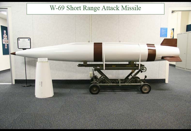 O balão chegou a atravessar boa parte do território dos EUA, tendo inclusive sobrevoado áreas onde os americanos armazenam mísseis nucleares.