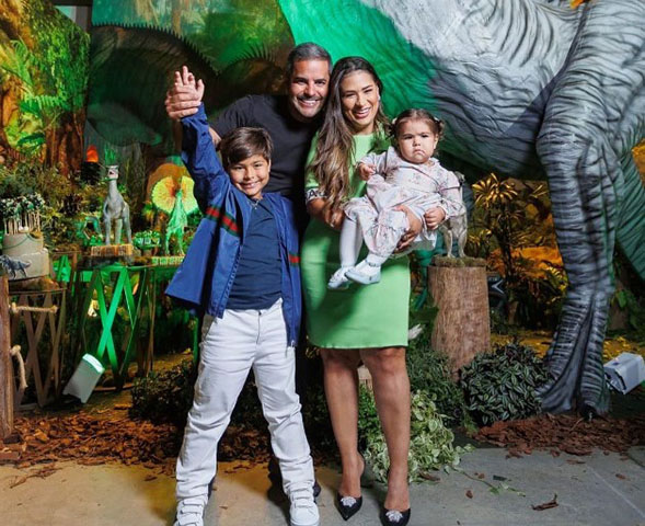 Na vida pessoal, Simone é casada com o empresário e piloto Kaká Diniz desde 2012. Os dois têm dois filhos, Henry e Zaya. -Reprodução Instagram