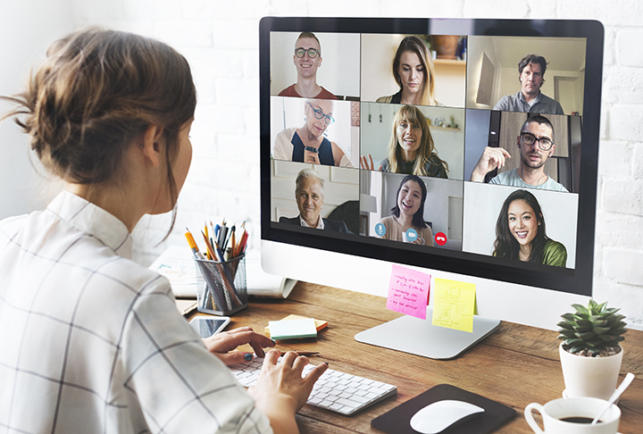 Em um ambiente de trabalho em transformação, a mudança de carreira se torna uma estratégia acertada. Outro ponto de destaque é a popularização do do trabalho remoto, sobretudo após o período da pandemia.