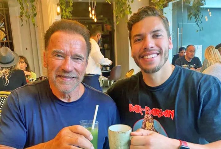 Ator, fisiculturista, polÃ­tico e empresÃ¡rio, Arnold Schwarzenegger casou-se em 1986 com a jornalista Maria Shriver. Em 2011, apÃ³s seu mandato como governador da CalifÃ³rnia, revelou que teve um filho (Joseph) com uma ex-governanta, em 1997. O casal, entÃ£o, se separou e nÃ£o reatou mais. -ReprouÃ§Ã£o de Instagram