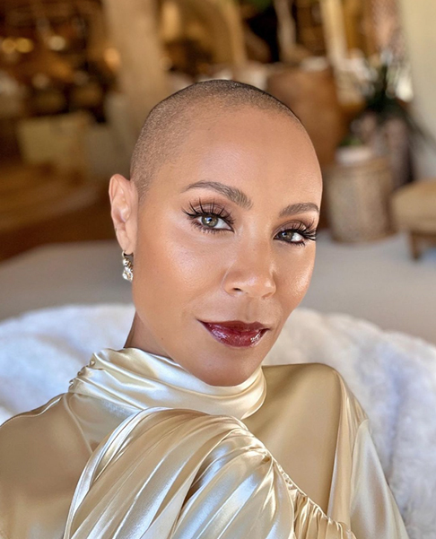 Jada Pinkett Smith - Nascida em 18/9/1971 em Baltimore, a atriz, cantora e dubladora americana tem 1,52 metro. 