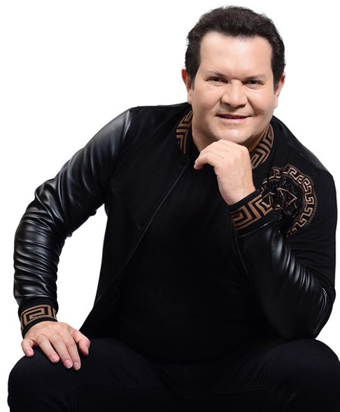 O cantor e produtor Ximbinha ficou com a cantora Joelma de 1998 a 2015. Eles formaram a banda Calypso, que chegou ao fim também por conta de uma traição dele, que gerou uma filha logo no início do relacionamento. Em 2012, um DNA confirmou a paternidade. - Instagram @ximbinhaoficial