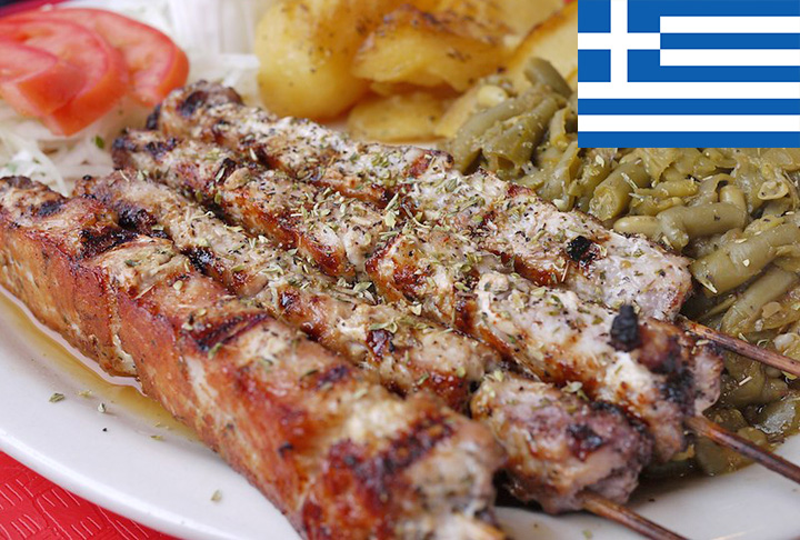20º lugar - Souvlaki (Grécia) -  Espetos com pedaços de carne e vegetais grelhados. Pode ser servido apenas no palito, para ser comido com as mãos, em um sanduíche ou no prato.-Flickr Nibble Kibble