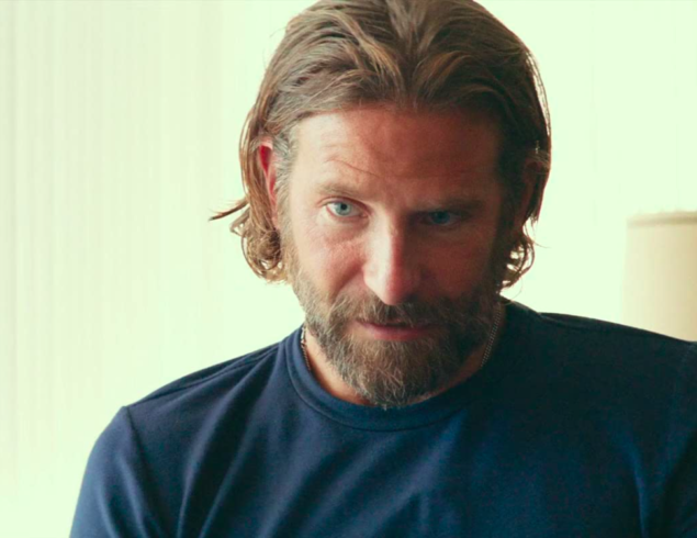 Na sequência, protagonizou o seriado "Kitchen Confidential" (2005) e trabalhou ao lado de Julia Roberts e Paul Rudd na Broadway com "Three Days of Rain". 