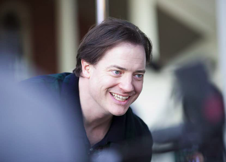 Em 2021, a notícia da escalação de Brendan Fraser para interpretar o personagem “Vagalume”, o vilão do filme 