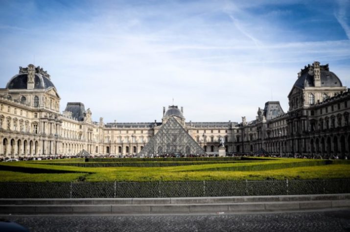 Museu do Louvre
