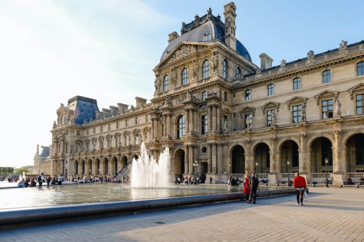 Museu do Louvre