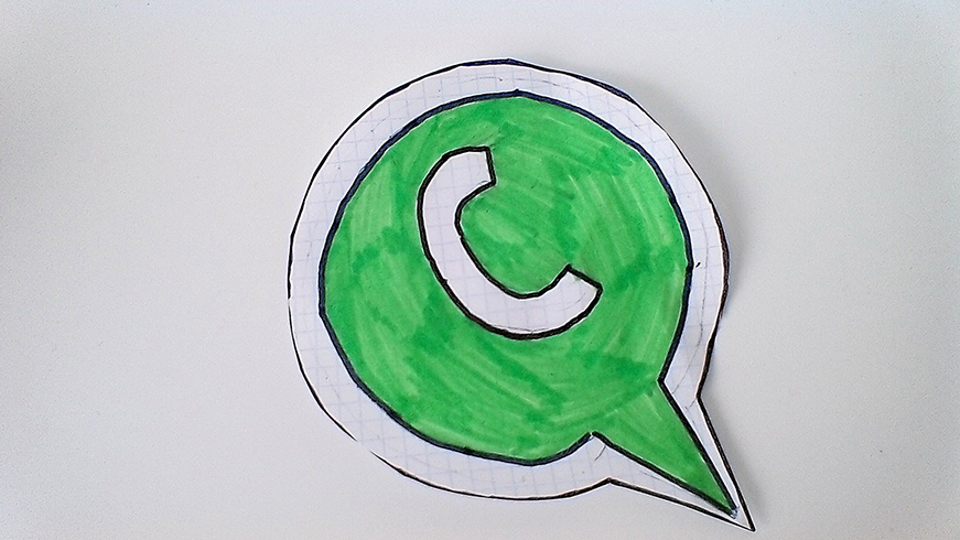 O WhatsApp é um aplicativo que foi lançado em janeiro de 2009, mas "explodiu" em 2013. Aos poucos, foram sendo lançadas atualizações, com novidades. Já a opção de mandar áudio sempre existiu. 