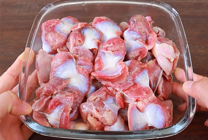 4- Moela - Essa parte do estômago dos bois causa muita aversão também pelo cheiro e pelo aspecto fibroso.