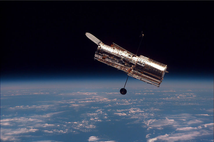 O telescópio também foi responsável por nos apresentar cerca de 1.500 galáxias. Até então, apenas a nossa (Via Láctea) era conhecida. - - Divulgação NASA