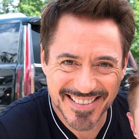 O ator americano Robert Downey Jr., famoso principalmente por ter vivido o herói Homem de Ferro nos filmes da Marvel, faz 59 anos neste 4 de abril de 2024. -  (crédito: reprodução  instagram)