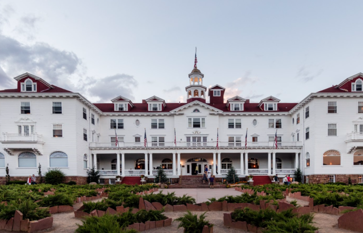 Hotel Stanley (EUA) - O famoso hotel no Colorado foi cenário do filme de terror "O Iluminado" e o antigo proprietário, Freelan Oscar Stanley, assombra os hóspedes pelos corredores. 