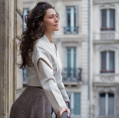 Maria Fernanda Cândido nasceu em Londrina, no Paraná. Ela é descendente de italianos.