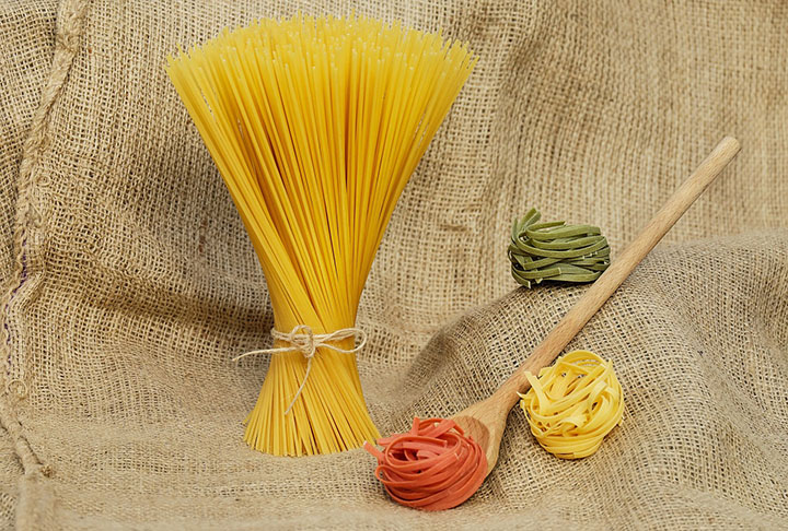 É uma fonte de várias vitaminas e minerais essenciais, incluindo vitamina B, ferro, magnésio e selênio, que desempenham papéis importantes na saúde do corpo.-Imagem de Couleur por Pixabay