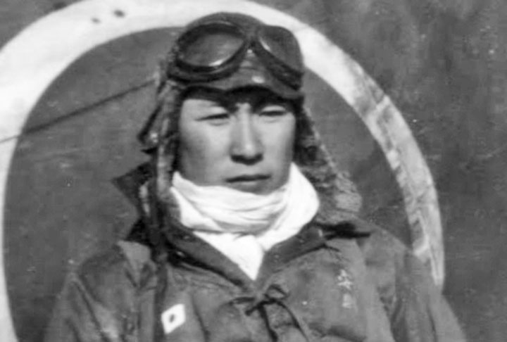 O outro era o Subtenente Seiz? Yasunori, um estudante que se juntou à Marinha Imperial Japonesa e acabou aderindo a esse grupo.