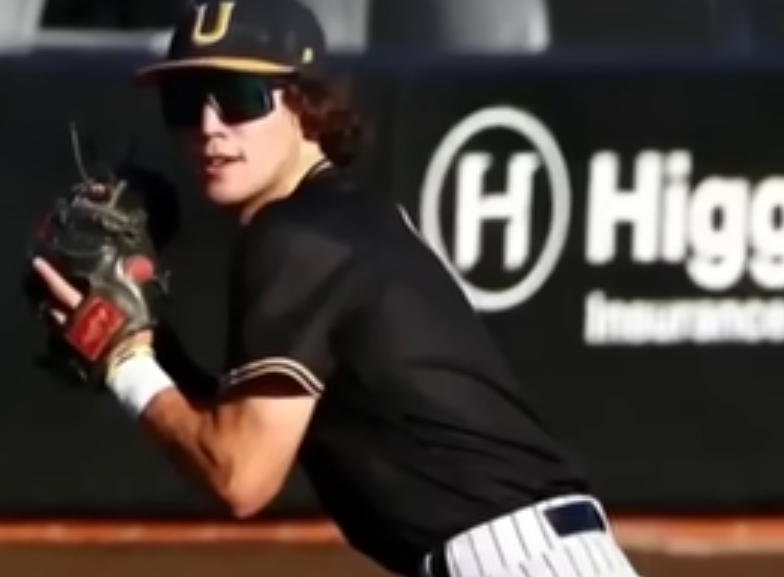 O diretor destacou que Cameron foi arremessador do time de beisebol na escola. 