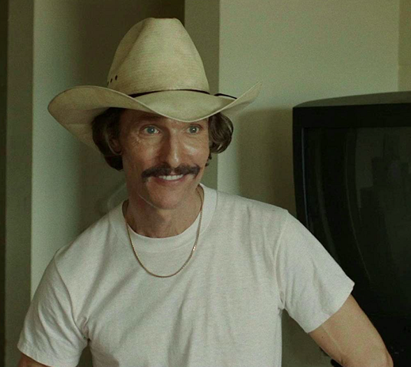 Andrew Wert é especialista em lidar com armas em sets de filmagens há mais de 20 anos. Ele já participou de filmes famosos em Hollywood, inclusive “Clube de Compras Dallas”, em 2013, que rendeu Oscar de Melhor Ator a Matthew McConaughey (foto).