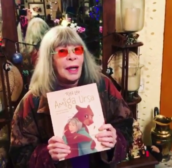 Rita Lee também era vegetariana e ativista em prol da causa dos animais. No seu livro “Amiga Ursa”, por exemplo, a cantora falou para as crianças sobre os direitos dos bichos.