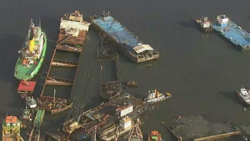 Navio abandonado