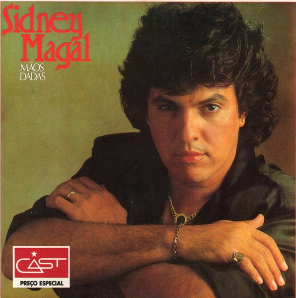 Ao todo, Sidney Magal lançou 18 discos de estúdio, sendo o último em 2017, comemorando 50 anos de carreira.