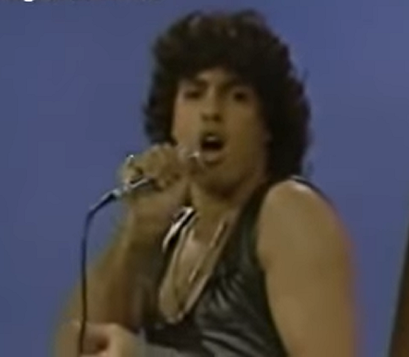 Suas músicas dançantes e melodias contagiantes conquistaram o público e se tornaram hits memoráveis. Algumas de suas canções mais famosas incluem "Sandra Rosa Madalena", "Meu Sangue Ferve por Você" e "Tenho".