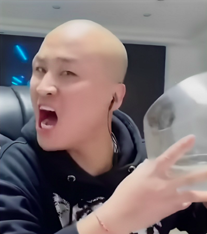 Streamer chinês morre após ingerir grande quantidade de álcool em live