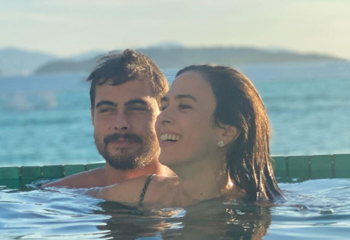  Rafael Vitti  - Ator, músico e escritor carioca nascido em 1995, ficou conhecido por novelas como Malhação e Verão 90, além de trabalhos no teatro e na música. Casado com Tatá Werneck desde 2019, é pai de Clara Maria e filho dos atores João Vitti e Valéria Alencar.