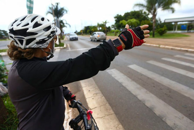 Ciclovias com incríveis peculiaridades pelo mundo: transporte, lazer e saúde