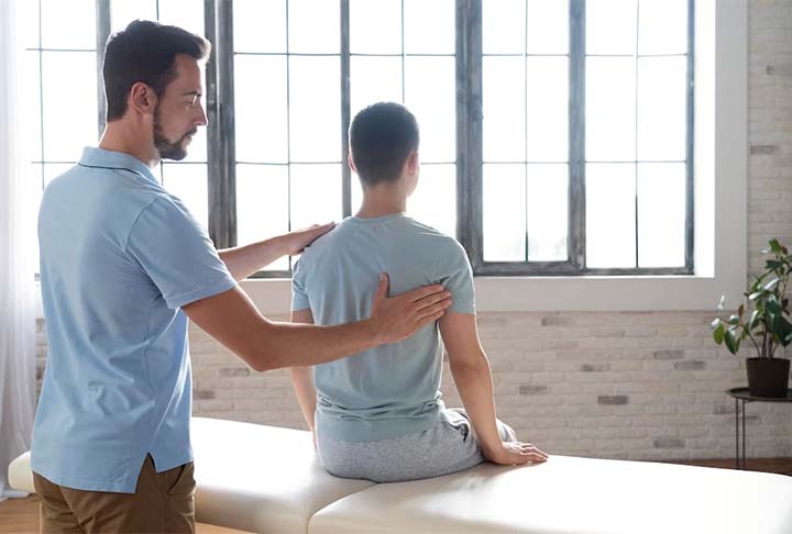 Adotar esses hábitos no dia a dia pode prevenir dores e problemas crônicos na coluna. Se sentir desconforto persistente, consulte um médico ou fisioterapeuta para uma avaliação adequada.