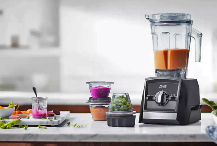 LIQUIDIFICADOR- Apesar do tamanho pequeno, esse aparelho tem potência que chega a 1.500 watts, semelhante à de uma máquina de lavar. 