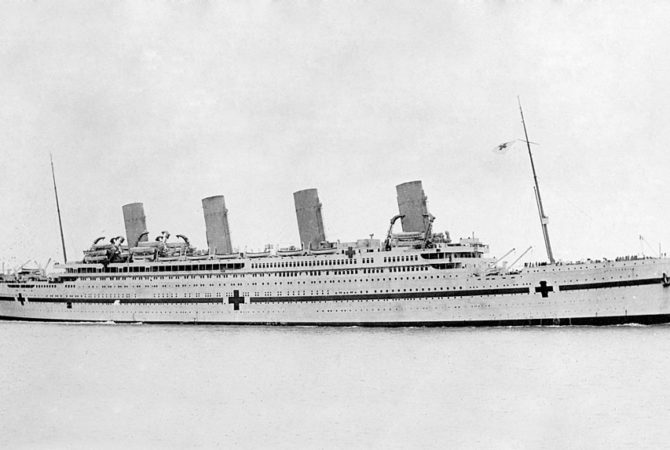 Poucos conhecem, mas HMHS Britannic é o ‘irmão maior do Titanic’ e também naufragou