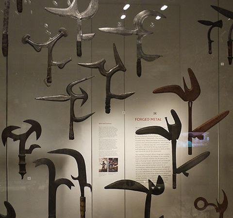 Armas da Antiguidade revelam requintes de crueldade da mente humana
