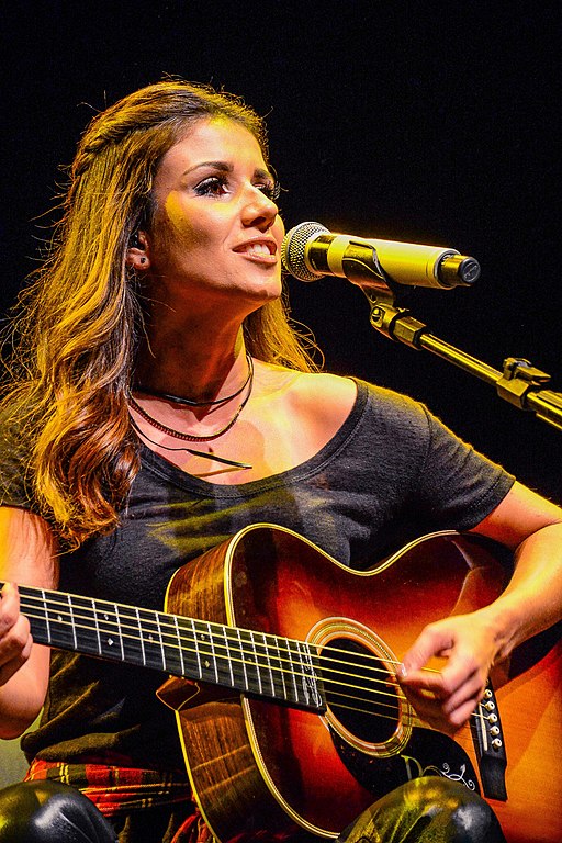 Desde então, Paula Fernandes lançou vários álbuns e conquistou inúmeros prêmios, incluindo o Grammy Latino. - flickr Teca Lamboglia