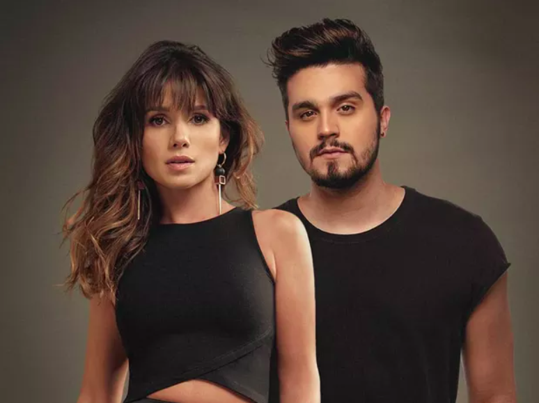 Em 2019, Paula já tinha enfrentado zombarias por causa da música ?Shallow Now? . Ela lançou com Luan Santana uma versão do hit de Lady Gaga e, ao misturar inglês com português no refrão, a canção ficou meio sem sentido, o que causou uma enxurrada de memes.   - divulgação